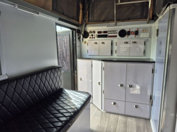 2021 Long Haul Trailers TREX13 Ensuite Hybrid Pop Top image