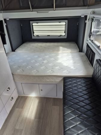 2021 Long Haul Trailers TREX13 Ensuite Hybrid Pop Top image