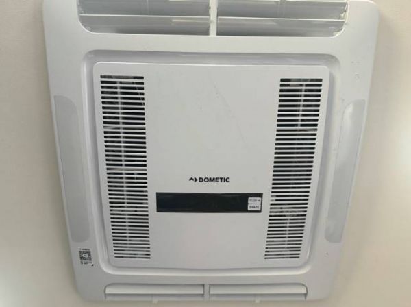 2025 Jayco Discovery Caravan 21.66-4.DY-MY25 image