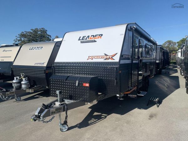 2025 Leader Caravans 2110_C_K1E15B_T Xpedition 21'6 3 Bunk image