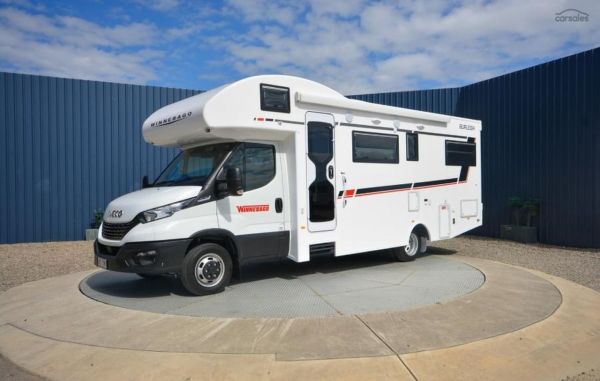 2021 Winnebago Burleigh image