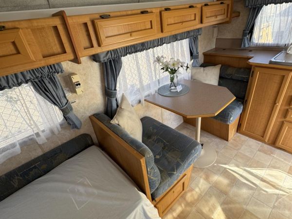 2003 Jayco FREEDOM Pop Top image