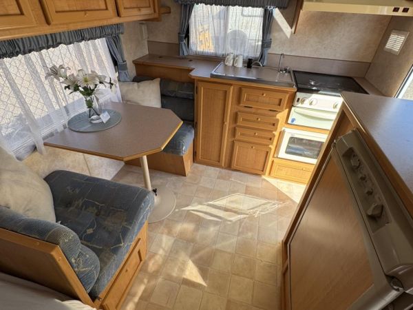 2003 Jayco FREEDOM Pop Top image