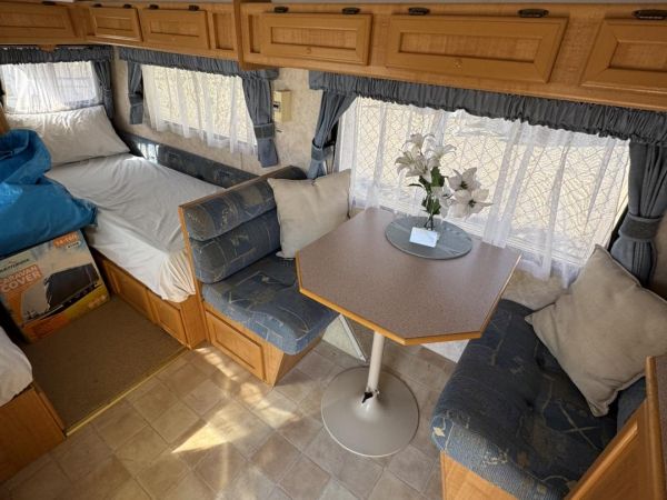 2003 Jayco FREEDOM Pop Top image