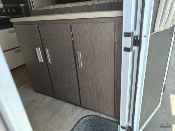 2019 Jayco Journey image