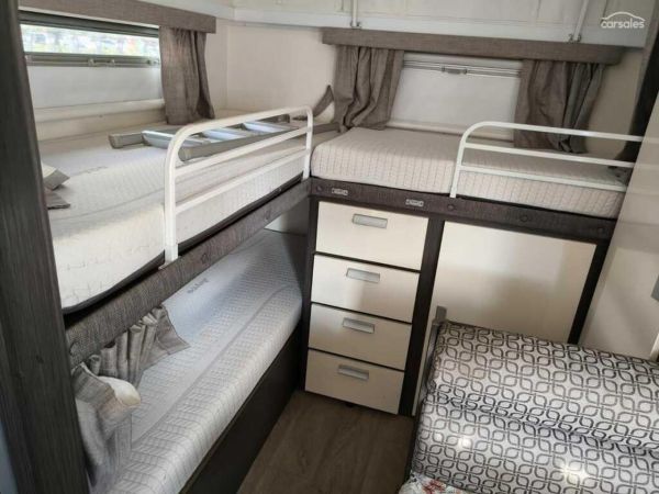 2019 Jayco Journey image