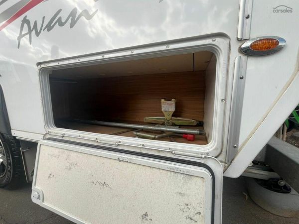 2014 Avan Cruiseline image