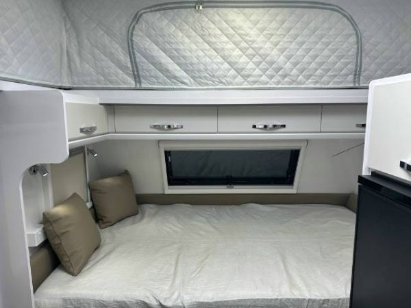 2025 Snowy River Srp19F Family Pop Top DOUBLE BUNK image