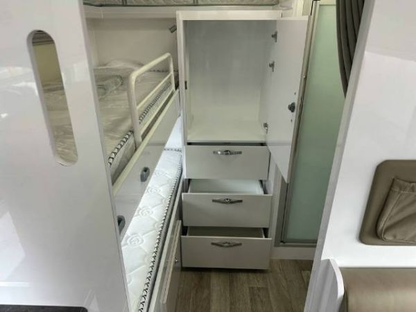 2025 Snowy River Srp19F Family Pop Top DOUBLE BUNK image