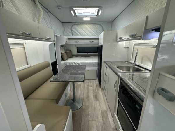 2025 Snowy River Srp19F Family Pop Top DOUBLE BUNK image