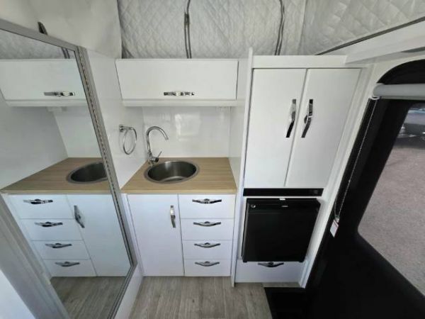 2025 Snowy River Srh13 Hybrid Caravan OFF ROAD image