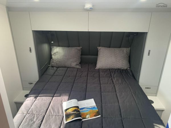 2025 Lotus Caravans Freelander Fr22Cl 22' image