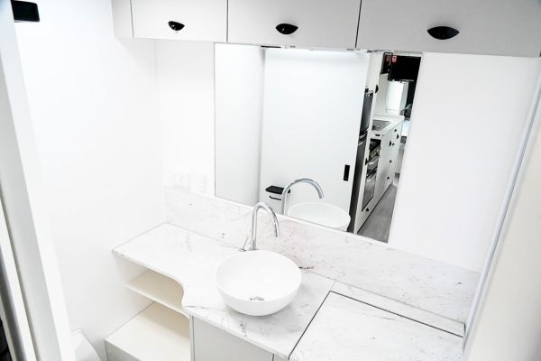 2025 Viscount V3 Club Caravan image