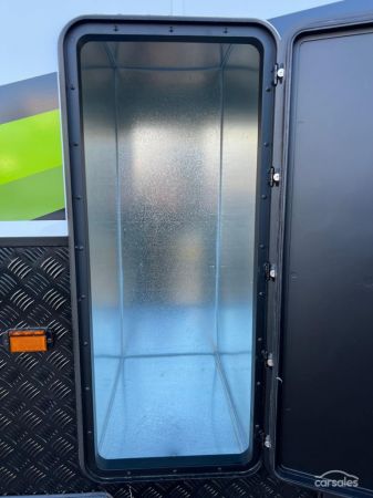 2025 Design RV CRX F2-6 21'10''  BUNKS image