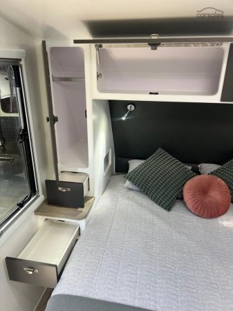 2025 Design RV CRX F2-6 21'10''  BUNKS image