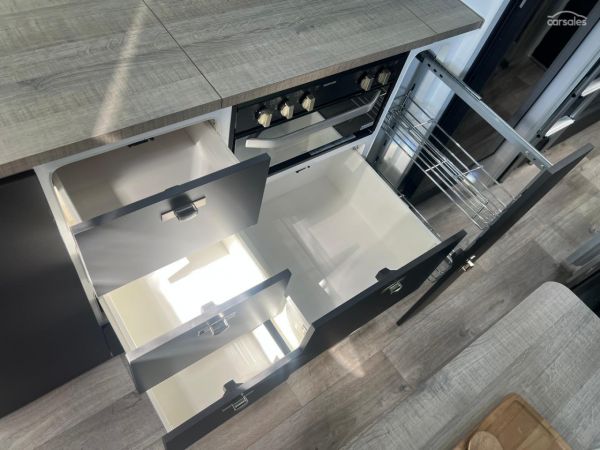 2025 Design RV CRX F2-6 21'10''  BUNKS image