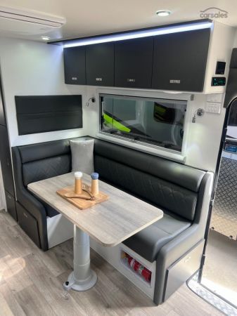 2025 Design RV CRX F2-6 21'10''  BUNKS image