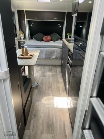 2025 Design RV CRX F2-6 21'10''  BUNKS image
