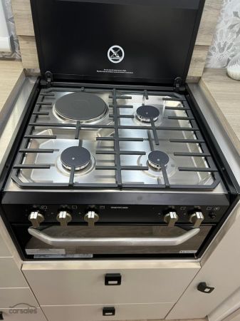 2025 Design RV Forerunner Van 5-2+ 21' image