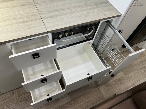 2025 Design RV Forerunner Van 5-2+ 21' image