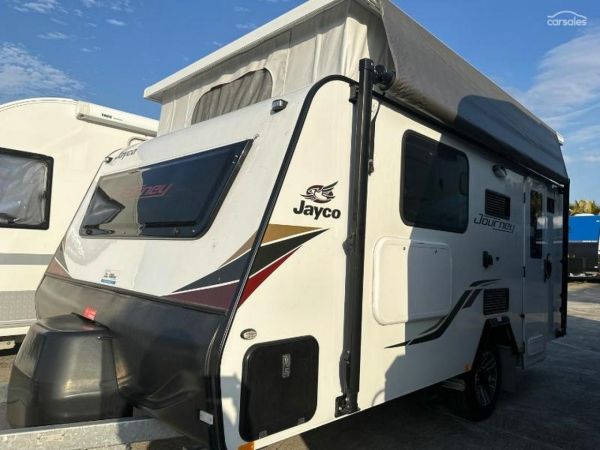 2021 Jayco Journey 13 Foot image