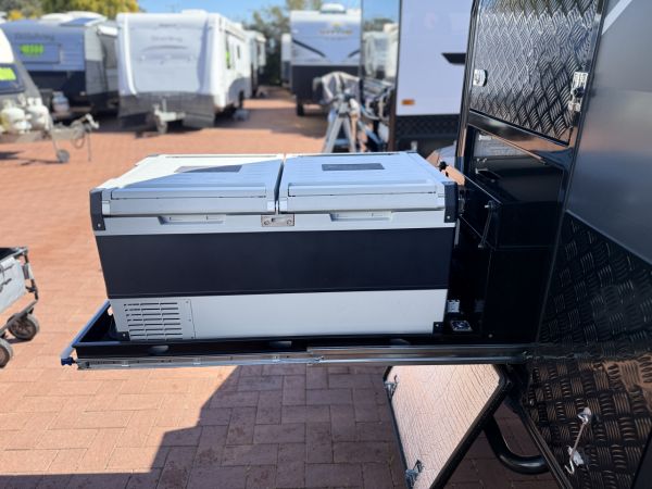 2023 Ezytrail Ceduna Mk3 Hybrid Caravan image