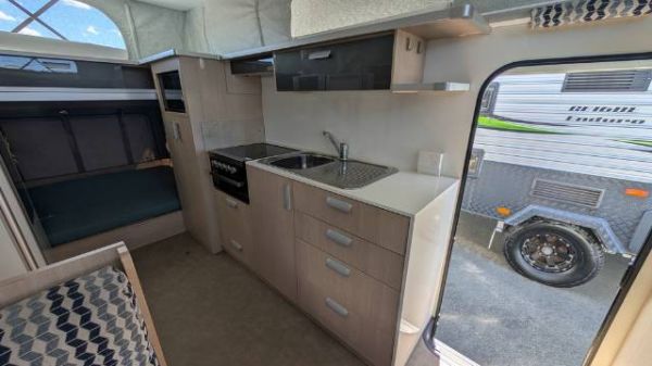 2016 Windsor Rapid 501S Caravan RA501S COMBO S/T image