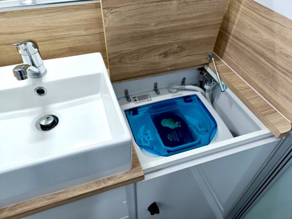 2024 Lakestar Caravans Apollo 18'6 Tourer Caravan image