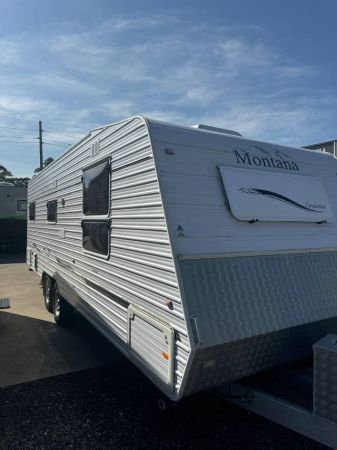 2012 Montana Condamine Caravan image
