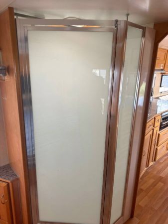 2012 Montana Condamine Caravan image