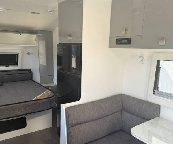 2017 Concept Innovation Caravan OZ PACK image