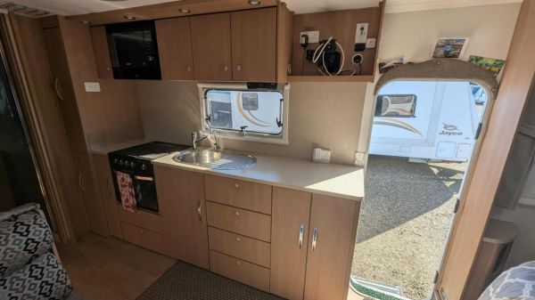 2015 Jayco Starcraft 20.62-2 Off Road Caravan image