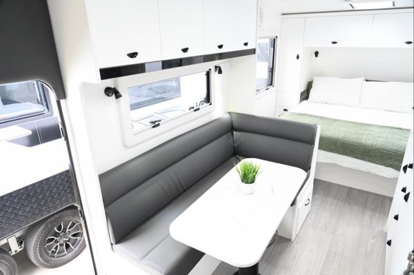 2025 Viscount V2.3 L Caravan image