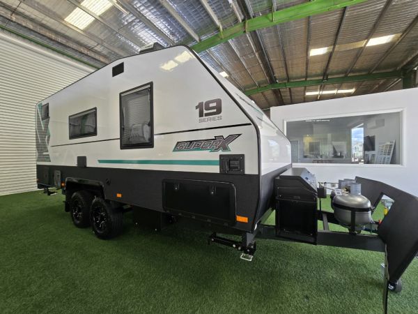 2025 Crusader Dreamhaven Other 19 SERIES SUPERX image