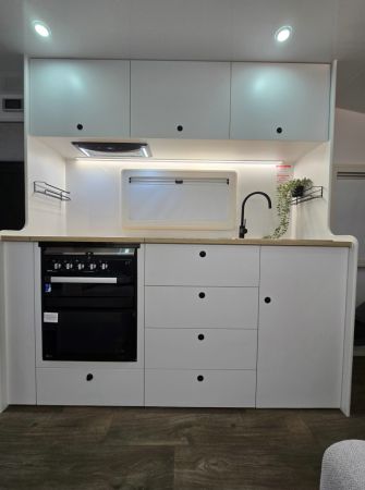 2025 Crusader Dreamhaven Other 19 SERIES SUPERX image