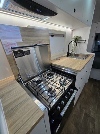 2025 Crusader Dreamhaven Other 19 SERIES SUPERX image