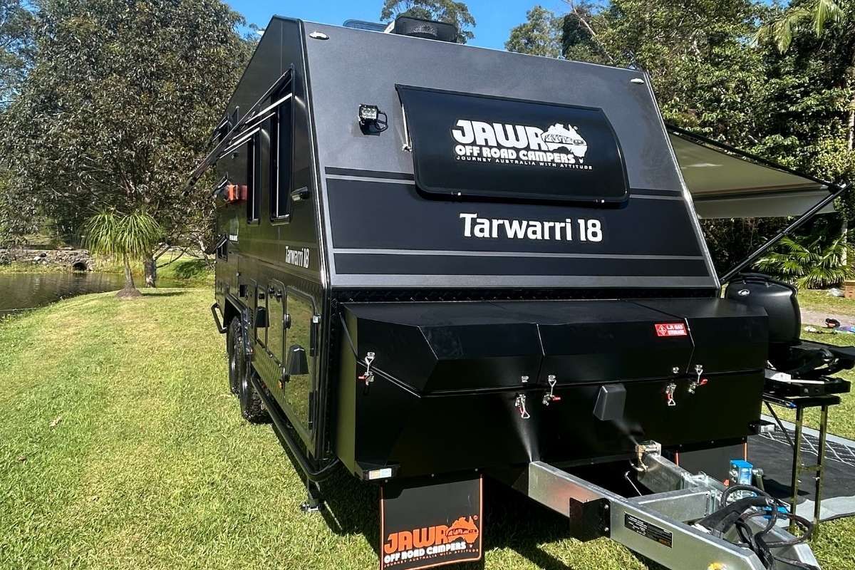 Image for 2025 Jawa Tarwarri 18 Hybrid Caravan 1
