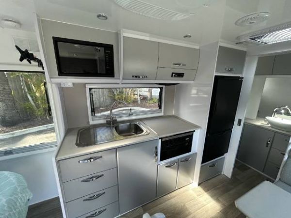 2025 Snowy River Src18 Caravan SRC18 - MY 26 image