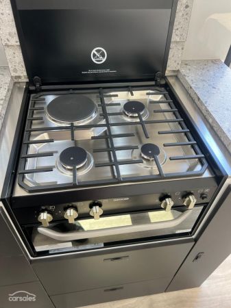 2025 Design RV CRX Semi Off Road Van 7-7, 21'8'' image