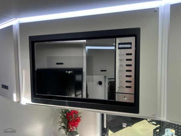 2025 Design RV CRX Semi Off Road Van 7-7, 21'8'' image