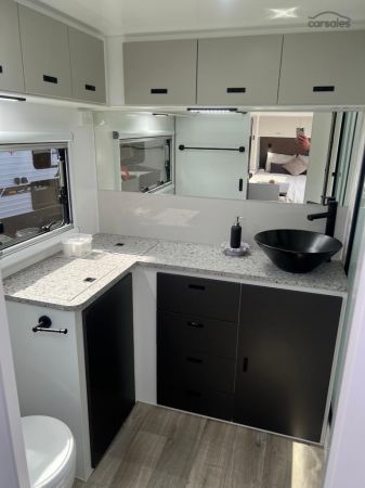 2025 Design RV CRX Semi Off Road Van 7-7, 21'8'' image