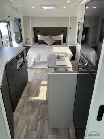 2025 Design RV CRX Semi Off Road Van 7-7, 21'8'' image