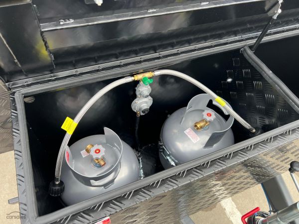 2025 Design RV Forerunner Van 3, 19'6'' image