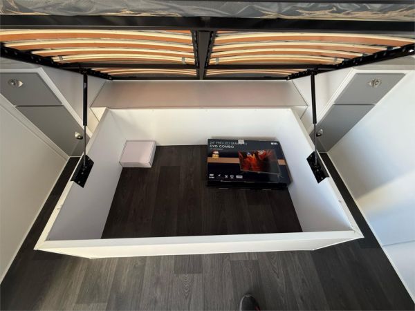 2025 SILVER VALLEY CARAVANS FAMILY GETAWAY 21'6'' TANDEM AXLE SEMI OFF-ROAD BUNK 2 BUNKS MID DOOR SEMI OFF ROAD image