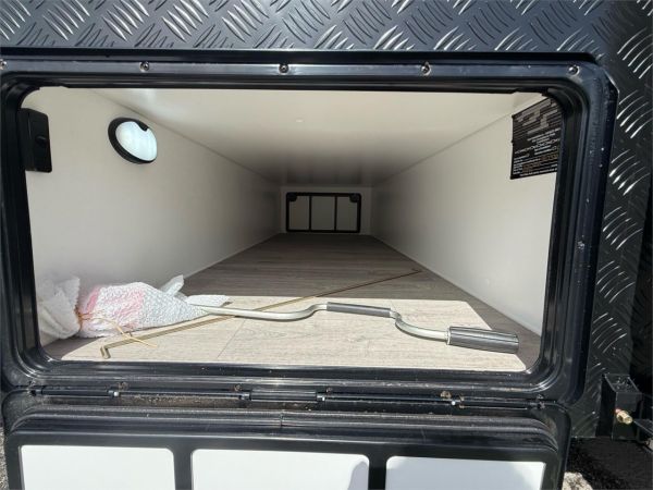 2025 RP CARAVANS MINI CRUZER 18'6'' SINGLE AXLE 2 BUNKS OFF-ROAD 2 BUNKS FULL OFF-ROAD image