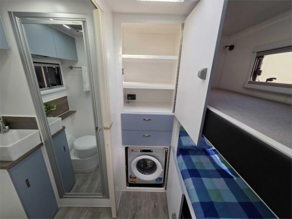 2025 RP CARAVANS MINI CRUZER 18'6'' SINGLE AXLE 2 BUNKS OFF-ROAD 2 BUNKS FULL OFF-ROAD image