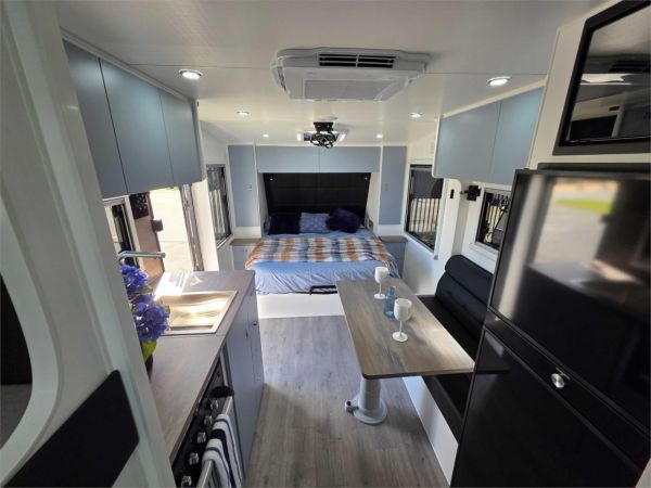 2025 RP CARAVANS MINI CRUZER 18'6'' SINGLE AXLE 2 BUNKS OFF-ROAD 2 BUNKS FULL OFF-ROAD image