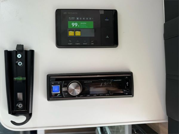 2025 RP CARAVANS MINI CRUZER 18'6'' SINGLE AXLE 2 BUNKS OFF-ROAD 2 BUNKS FULL OFF-ROAD image