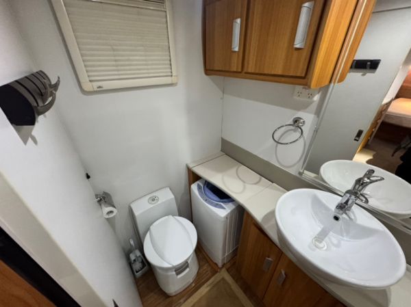 2012 Windsor Genesis GC638S image