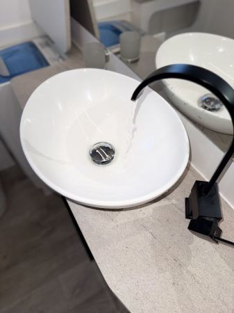 *** Under Offer *** 2023 Jayco Journey 21'6 Slide Out Caravan image